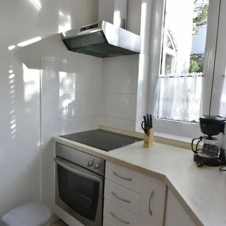 アパート In Mit Gemeinsamem Grill By Interhome *